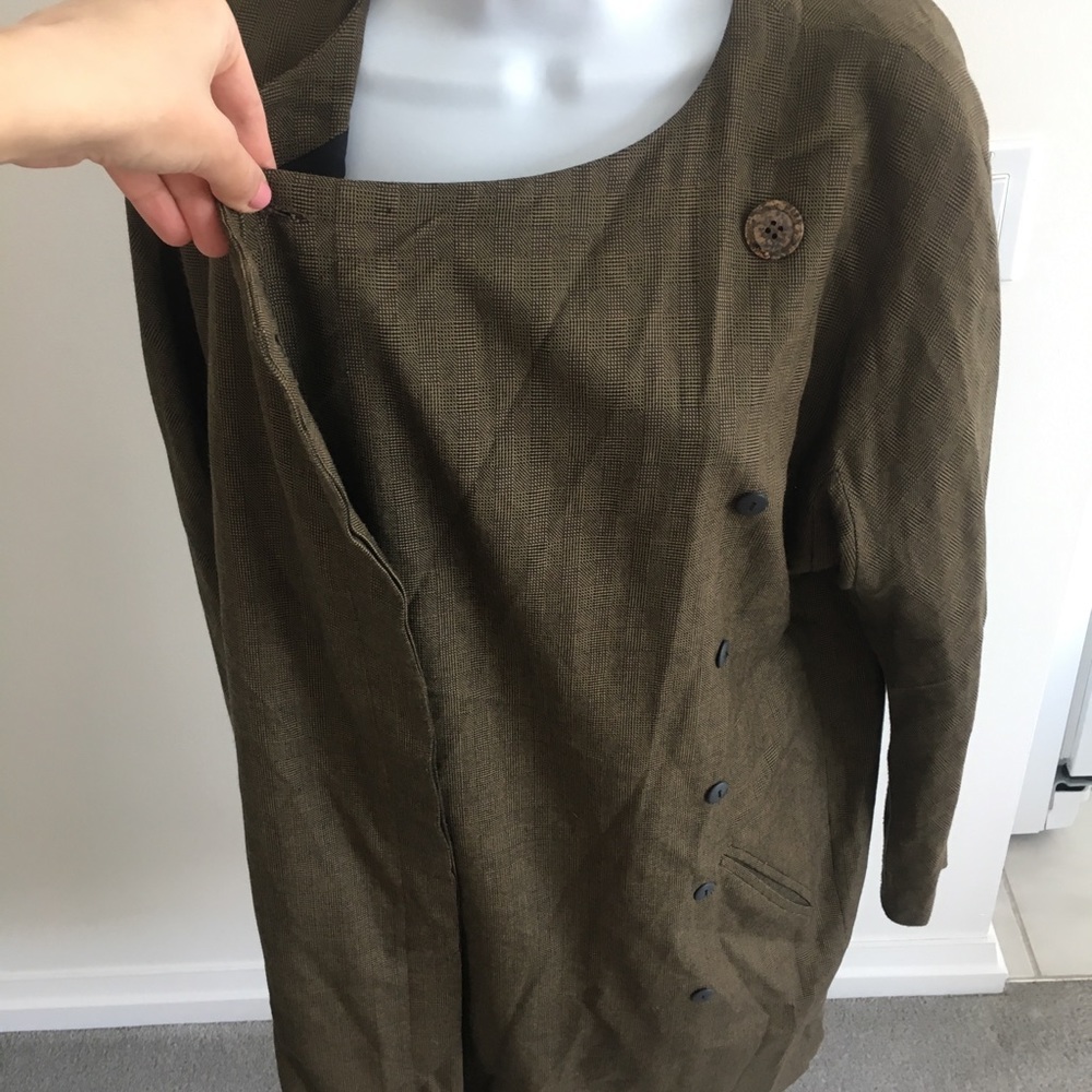Jacket - Picture 3 of 6